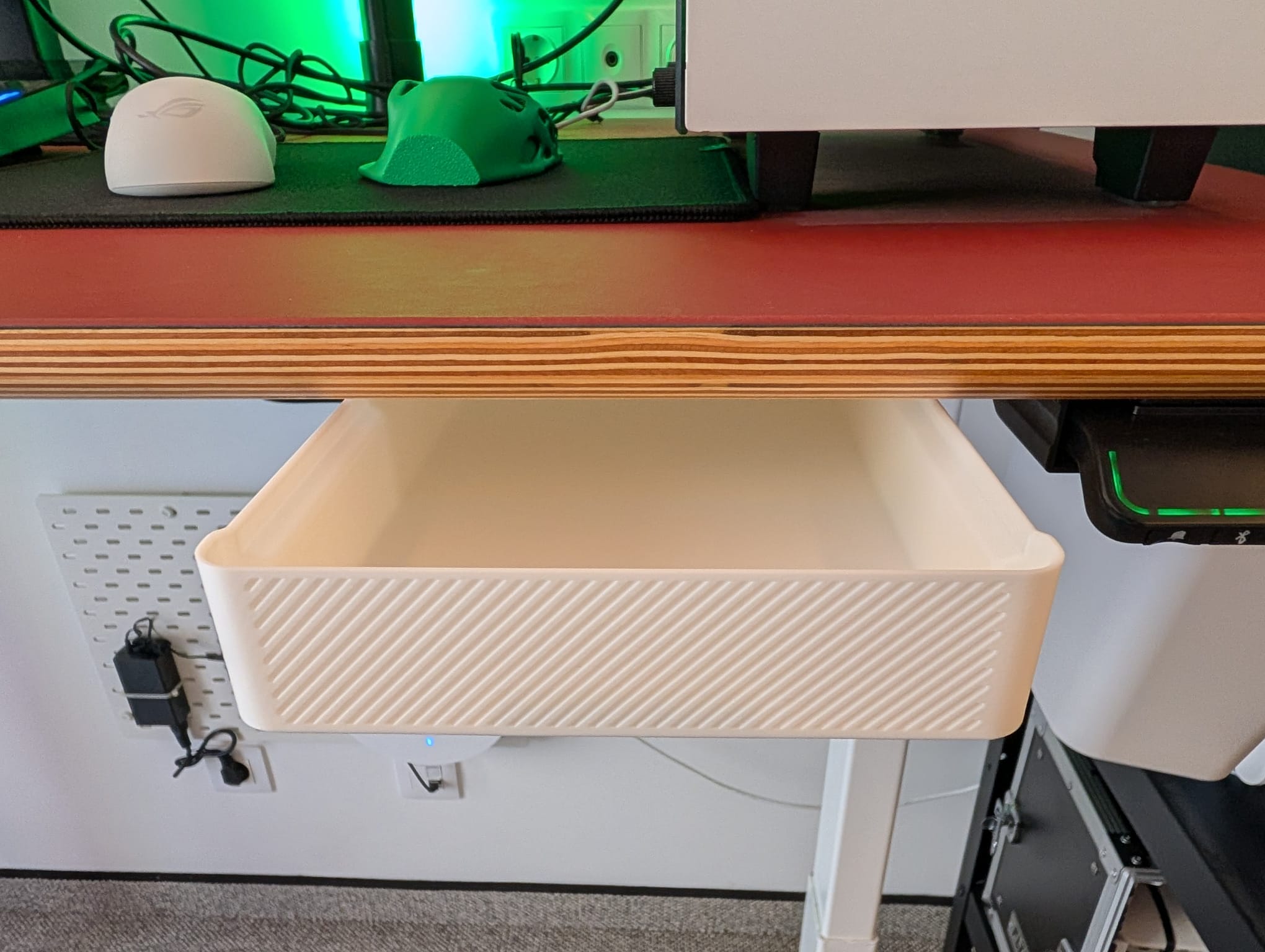 Sertar modular pentru birou · ergoliv