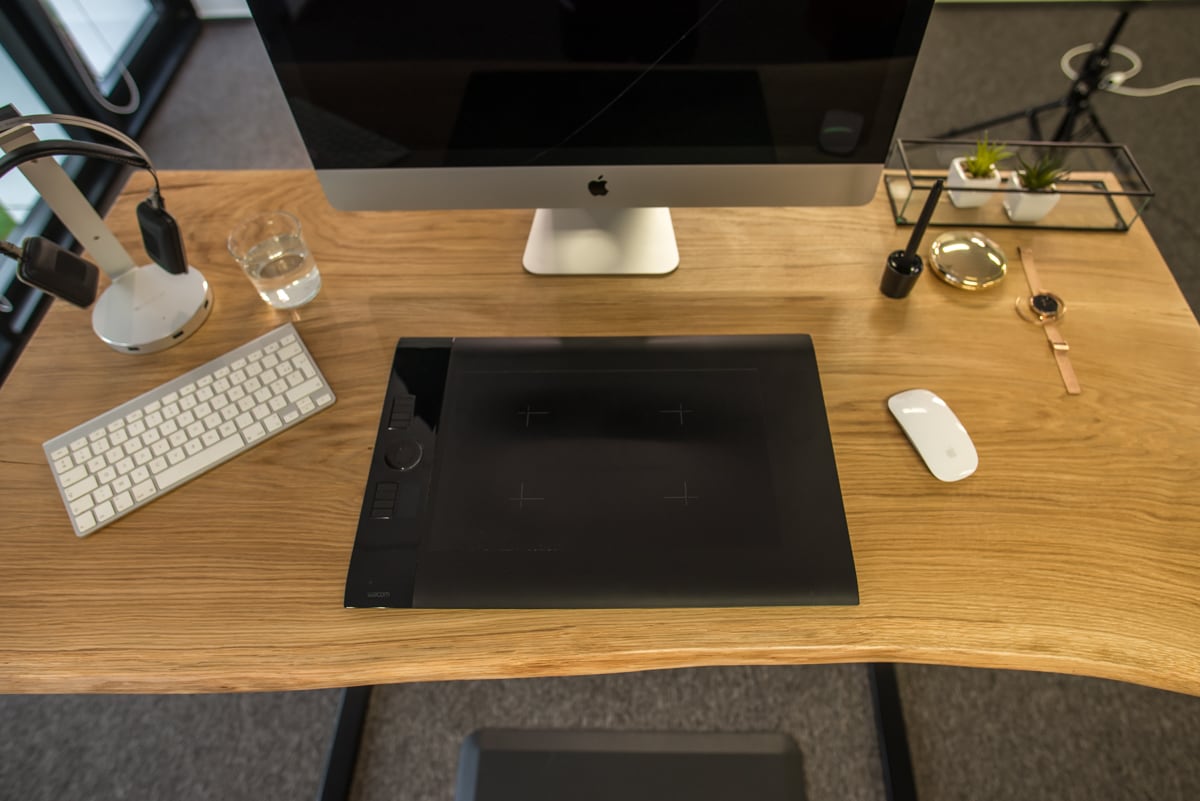 Artist desk